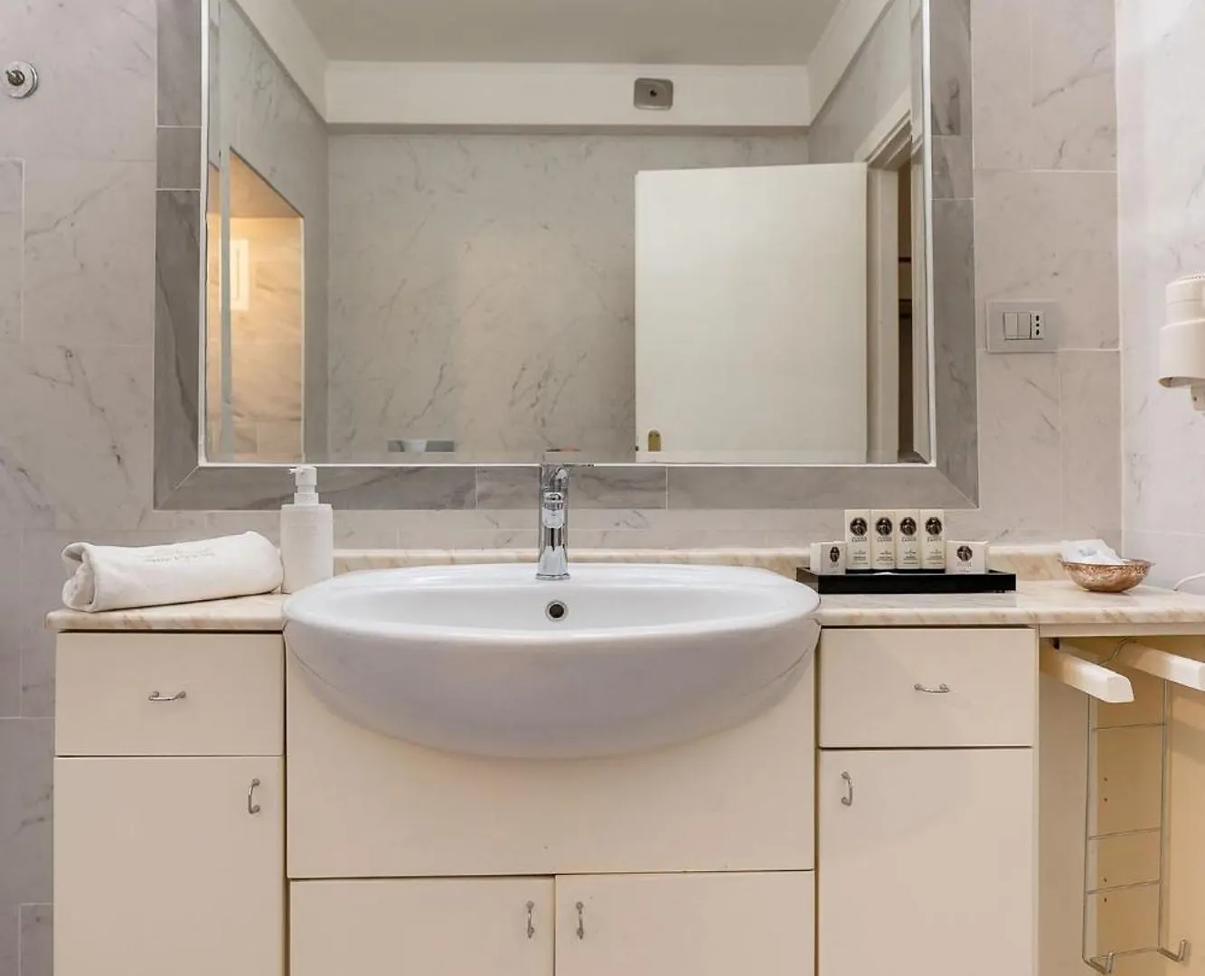 Ripetta Rooms & Apt Rome 0*,  Italy